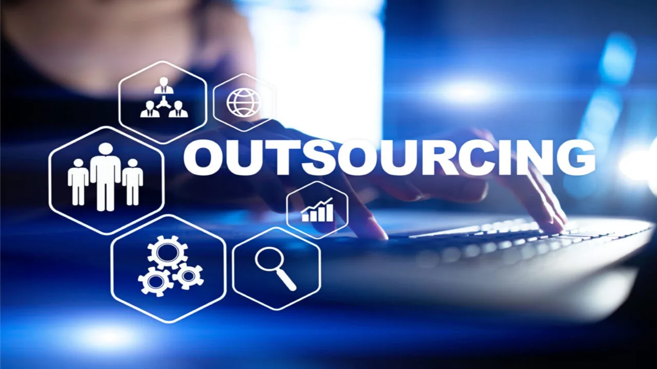 Top 5 Benefits of Outsourcing-Advantages of Outsourcing-FinancePlusInsurance